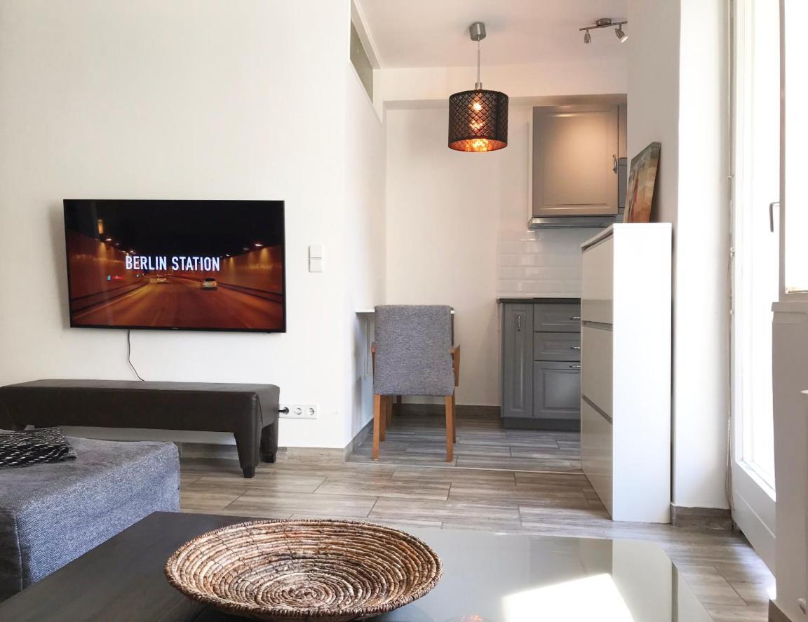 Designer Central Apartment With Terrace & Free Parking Berlin Dış mekan fotoğraf